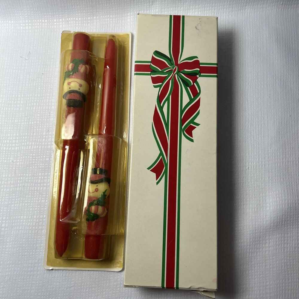 New Vintage Avon Dapper Snowman Two Red BayBerry Fragrance 10" Taper Candles